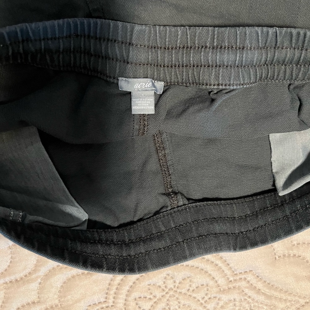 Aerie shorts - Picture 3 of 3